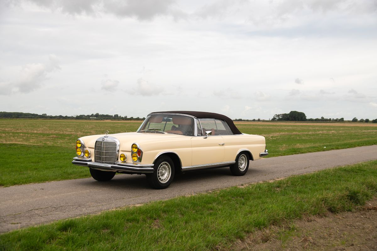 1969 Mercedes 280 SE Cabriolet