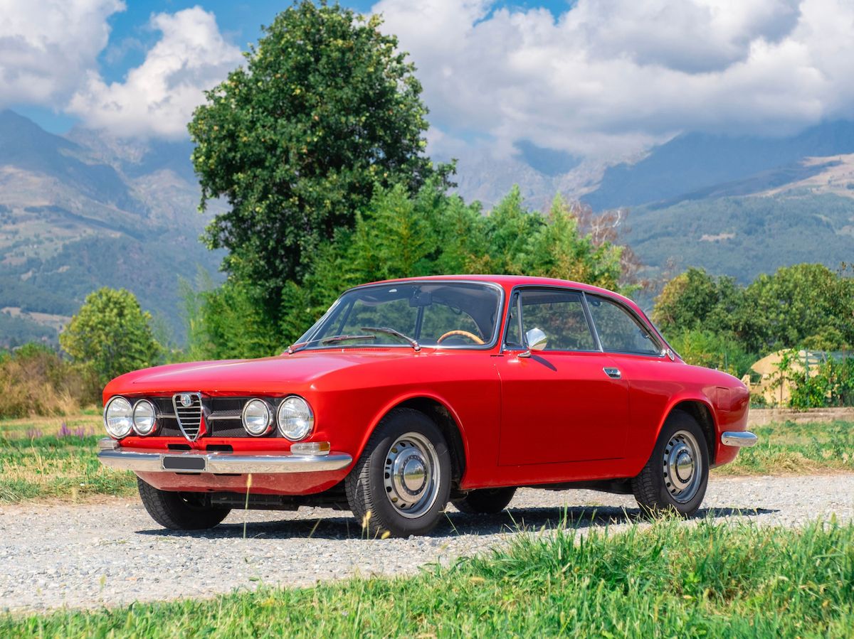 1969 Alfa Romeo 1750 GT Veloce