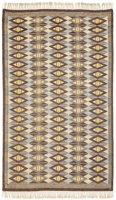 Britta Rendahl-Ljusterdal: Handwoven wool carpet in "rölakan" flatweave technique. Pattern in shades of brown and blue with yellow elements. Handwoven wool carpet in "rölakan" flatweave technique. Pattern in shades of brown and blue with yellow elements. Signed BR. Made second half of 20th century,